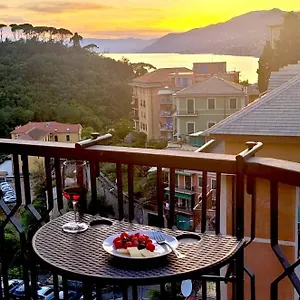 casa-sea-la-vie-cosy-apartment-with-sea-view.hotelitalianriviera.com/